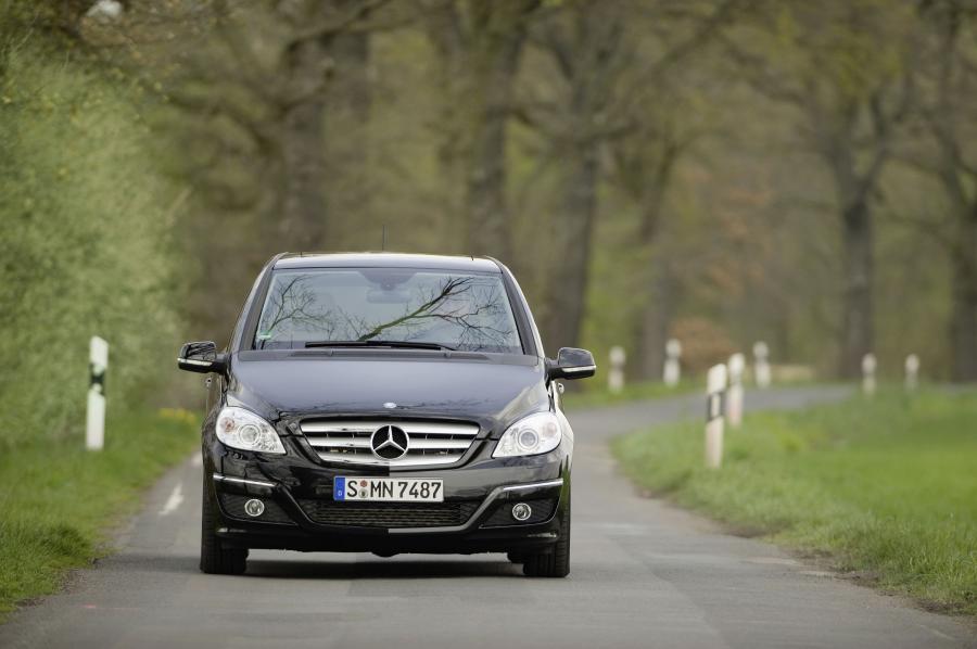  Mercedes-Benz B-Class 2009 года  (фото 12 из 86)